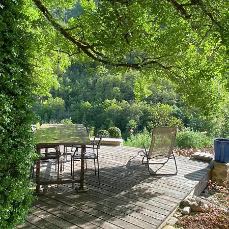Hermitage Saint Pierre Bed & Breakfast Nant