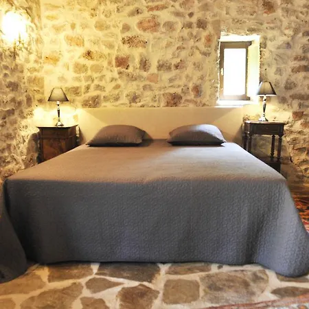 Hermitage Saint Pierre Bed & Breakfast