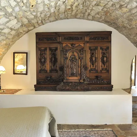 Hermitage Saint Pierre Nant